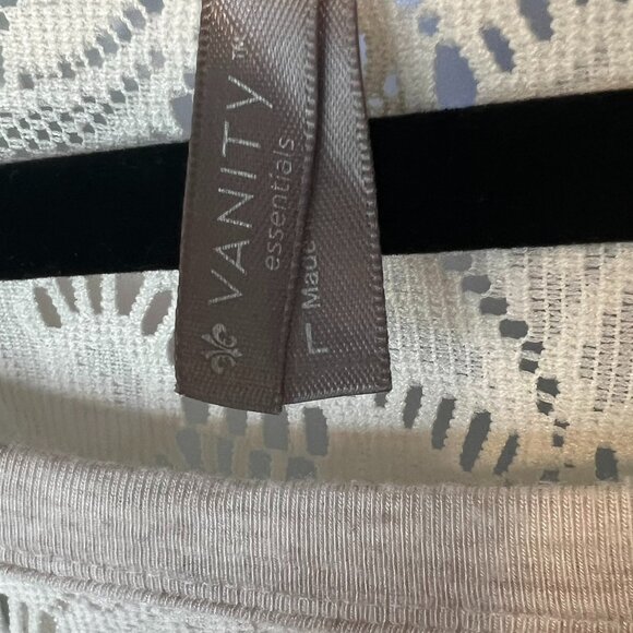 Vanity Essentials Lace Panel Long Sleeve Top - Size Large - Picture 5 of 5